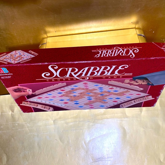 SCRABBLE VTG 1989 CROSSWORD PUZZLE GAME (2) GAME BOARDS & SETS OF TILES, 5 RACKS - Picture 9 of 16